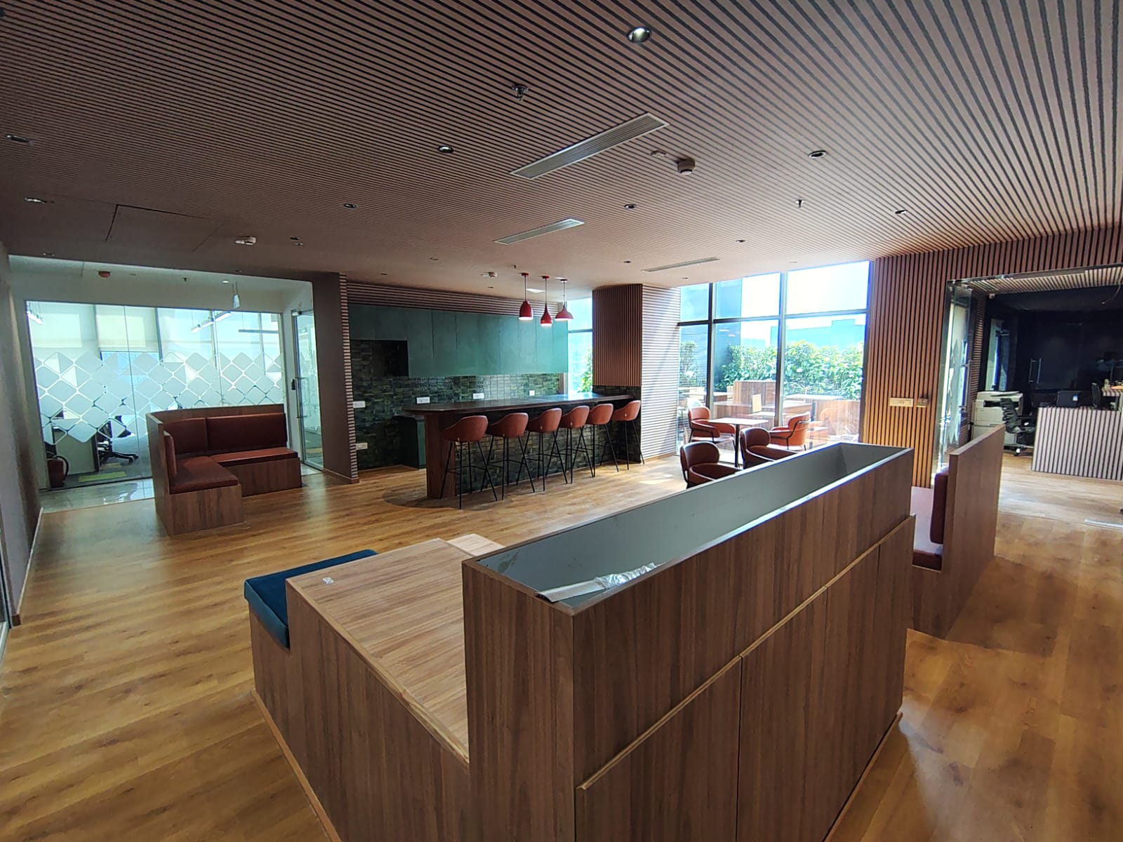 KS Corporate Tower gallery image 6