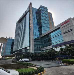 fully managed space, meeting rooms and shared workspace in SAS towers sector 38 gurgaon by synqwork