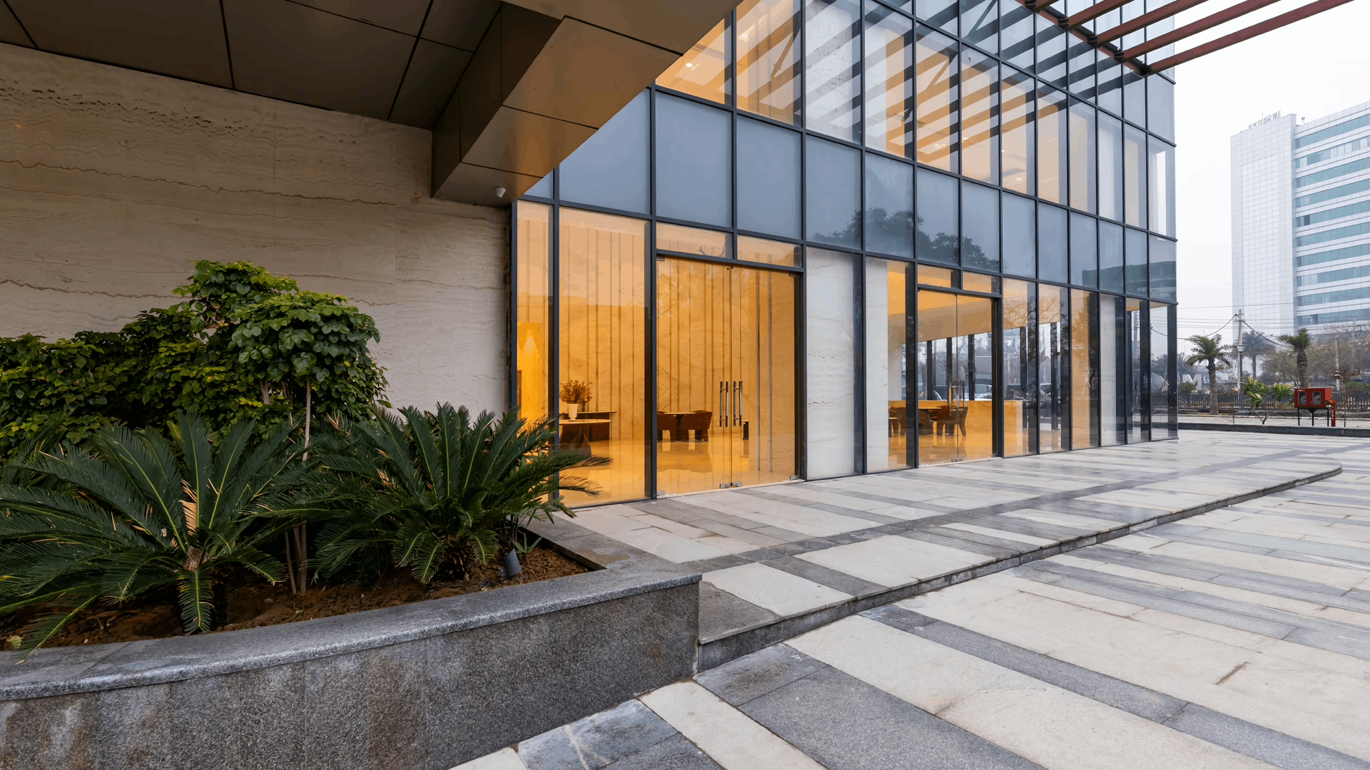 Magnum 1 Tower Faridabad lobby entrance, fully furnished enterprise office space in faridabad, Sector 37